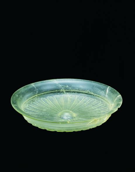 5. Coppa, dall'Asia occidentale (periodo achemenide, 500-400 a.C). Corning Museum of Glass, New York.