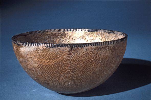 4. Coppa a reticello, probabilmente dall'Italia (fine III-II sec. a.C.). Corning Museum of Glass, New York.